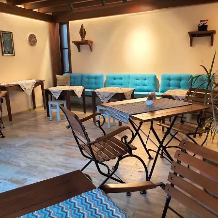 Hotel Mary's House 3*