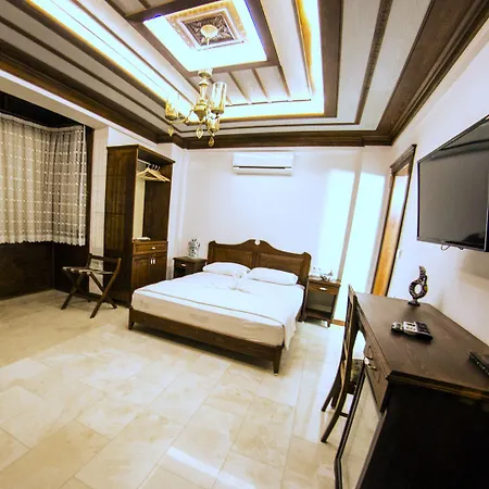 Mary's House ホテル 5*