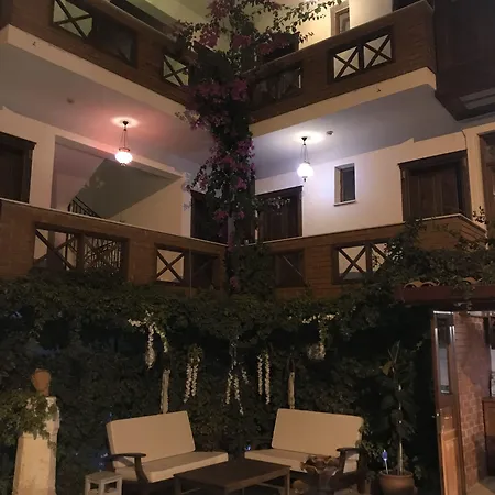 Mary's House ホテル 5*