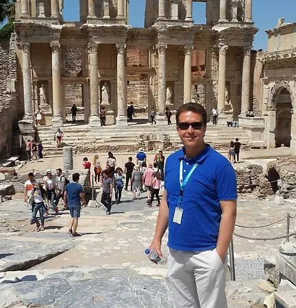 Mary's House セルチュク