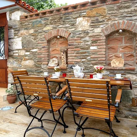 Mary's House Hotel 3*