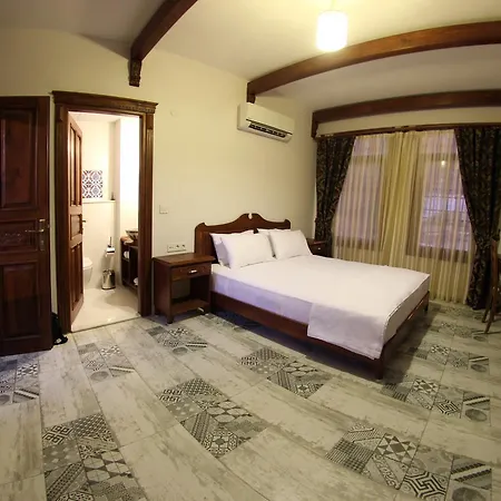 Mary's House Hotel 3*