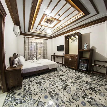 Mary's House Hotel 3*
