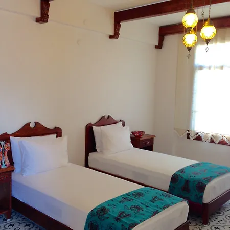 Mary's House Hotell 5*